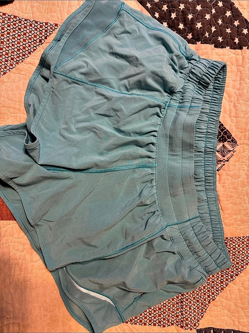 Lululemon Track That High-Rise Lined Short 3" Blue Size 8